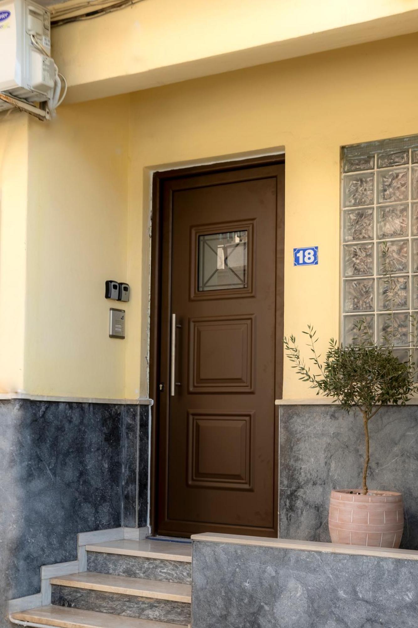 Korte Apartment 1 Arta Esterno foto